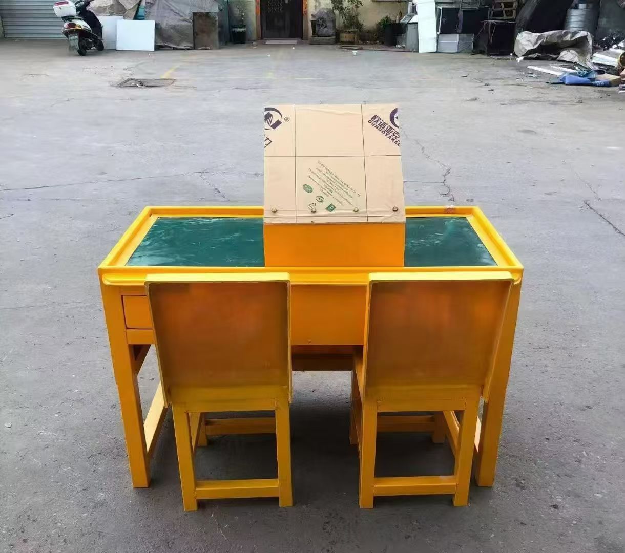海南藏族防静电导通桌井下煤矿火工品发放桌：危险品流转的安全守护者