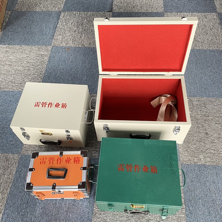 海南藏族爆破工程作业箱如何选择？玻璃钢与传统材质的全面对比